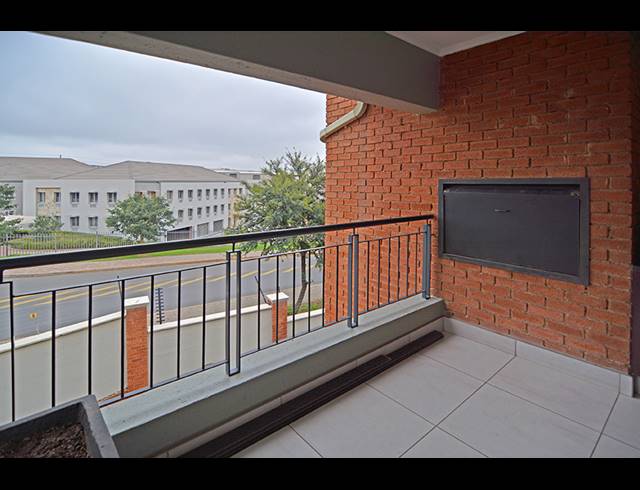 3 BEDROOM APARTMENT FOR SALE IN GREENSTONE HILL